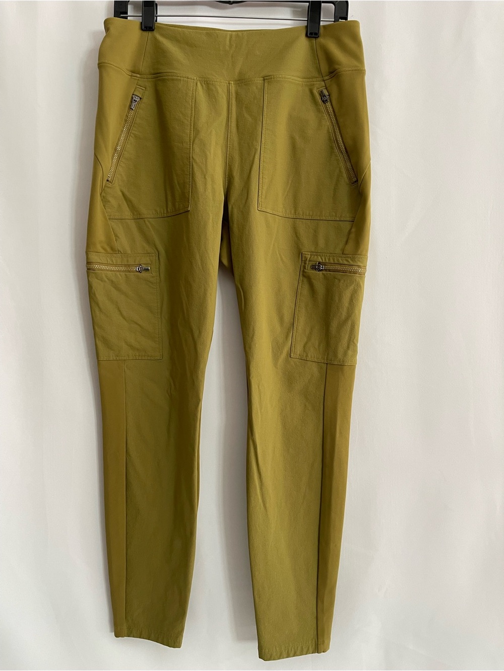Athleta Headlands Hybrid Cargo II tight Olive green women’s 12